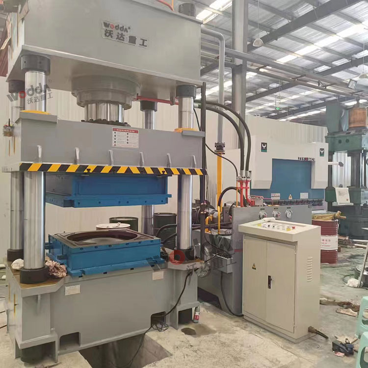 不銹鋼水箱板拉伸成型液壓機試壓 不銹鋼水箱板拉伸成型液壓機試壓