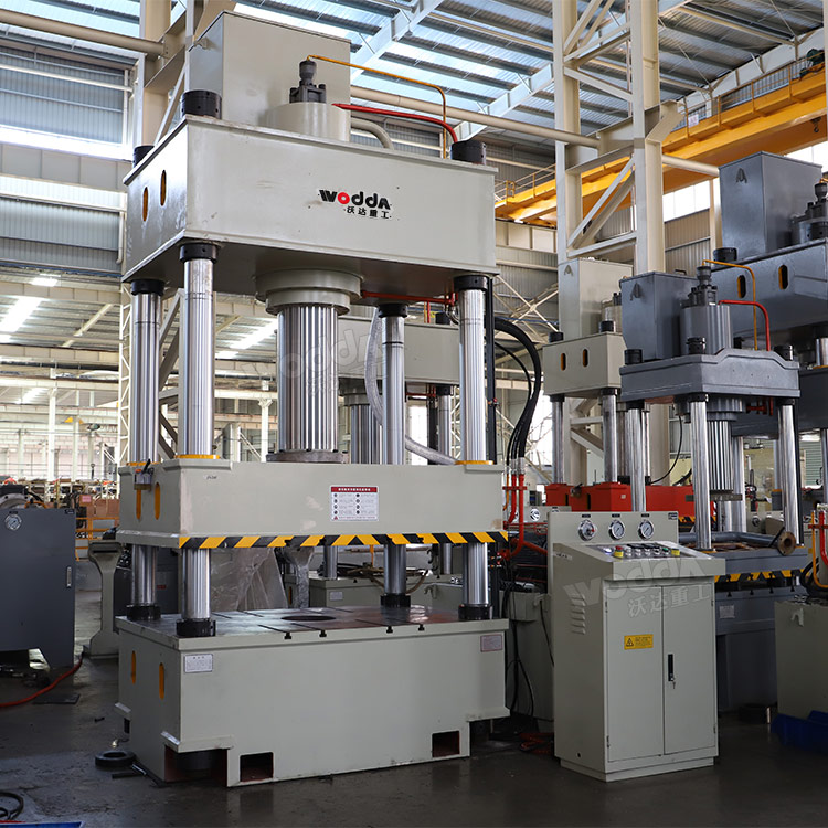 315噸三梁四柱液壓機