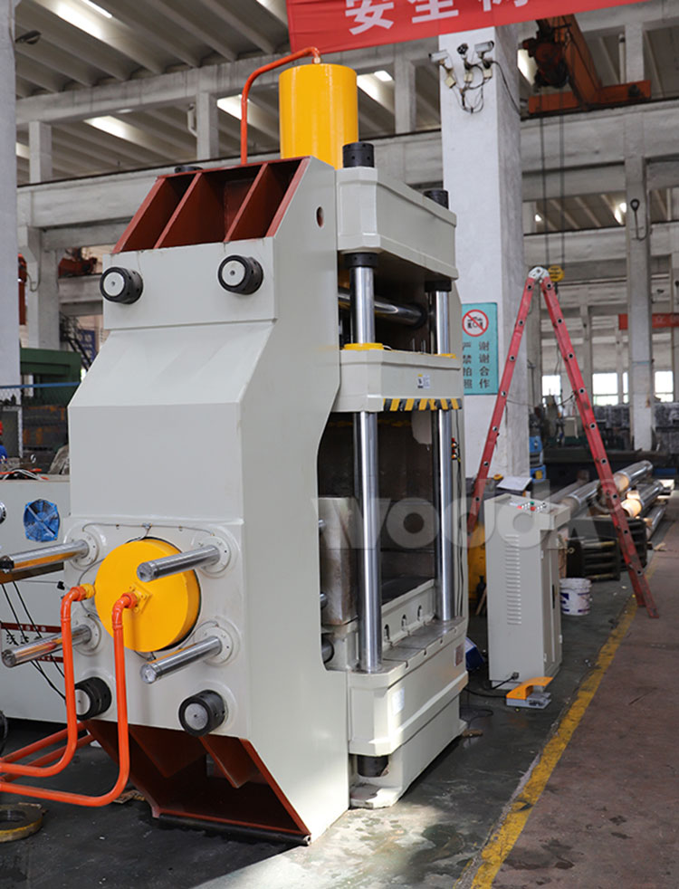 200噸三梁四柱液壓機(jī)按需定制 200噸三梁四柱液壓機(jī)按需定制